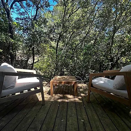 La Canopee Private אכסניה *