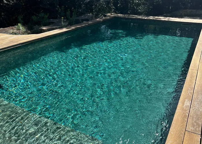 La Canopée Private Nîmes